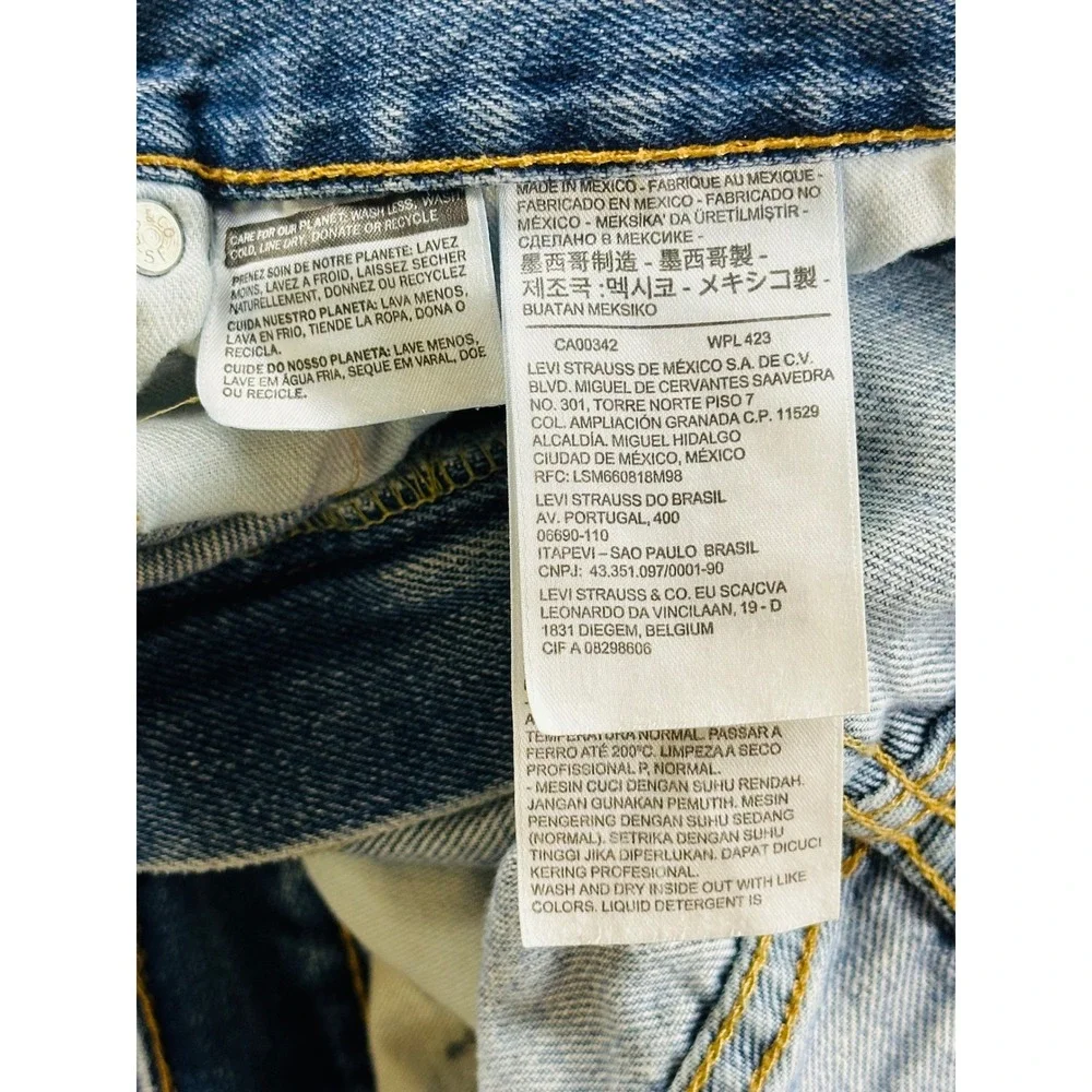 Levi's 550‎ Jeans Mens W38 L36 Relaxed Fit Light Wash Blue Denim 100% Cotton